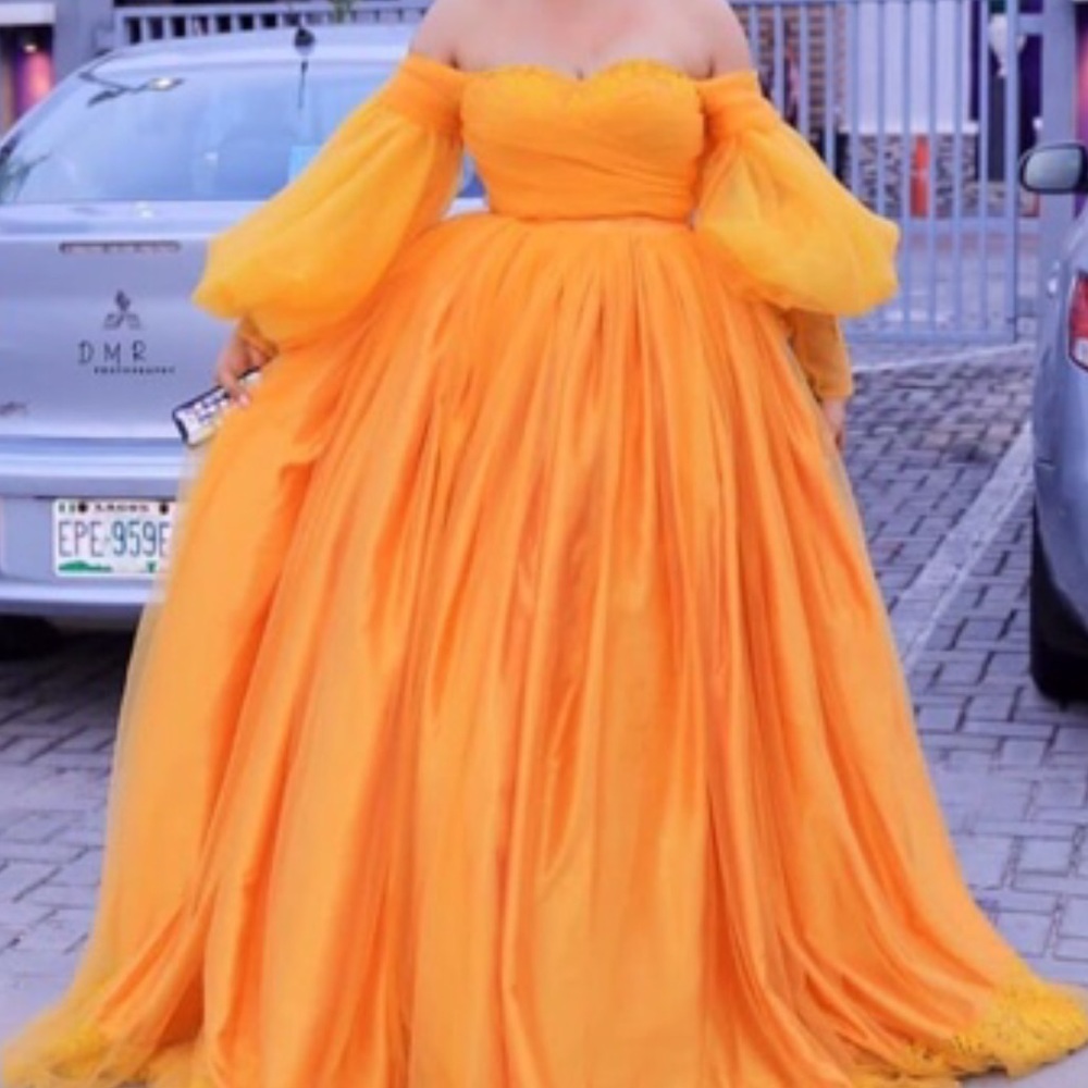 Meet your Posher, Look